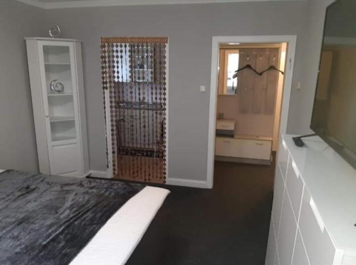 Gepflegte Schoene Ferienwohnung Mitten In Der Stadt Witten Buitenkant foto